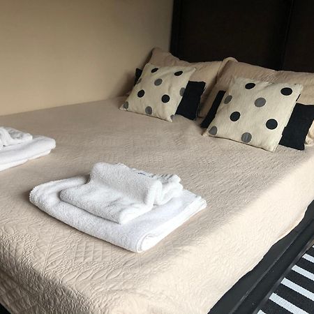 Limay Bed&Breakfast Neuquén Habitación foto
